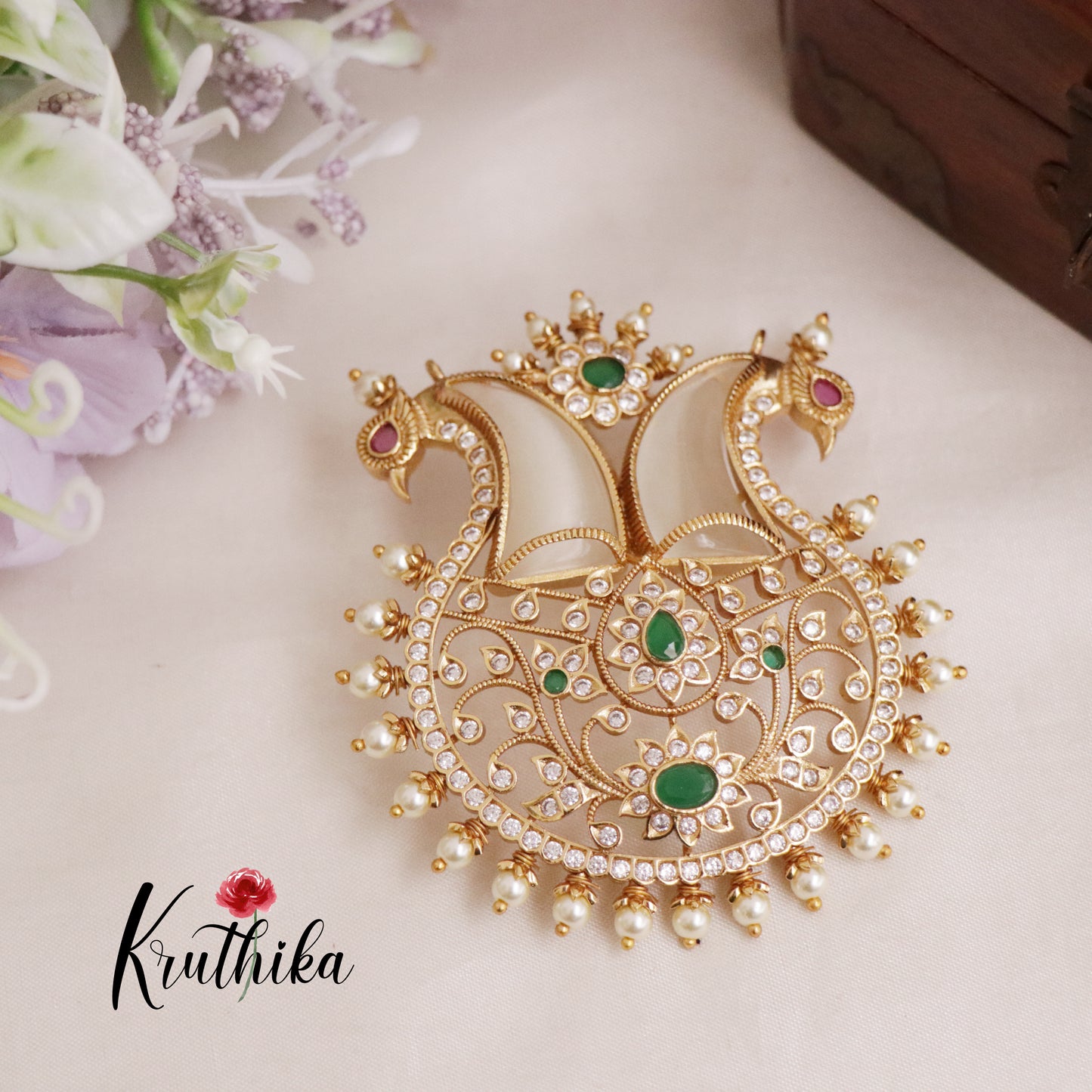 Beautiful Cz Mango Motif Puligoru Emrelad Pendant and Pearl Drops PS23