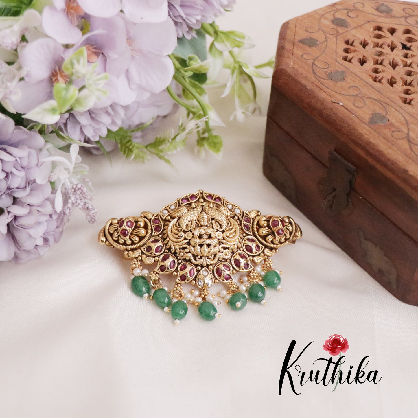 Premium Lakshmi Kemp Hair clip J93 (Two color options)