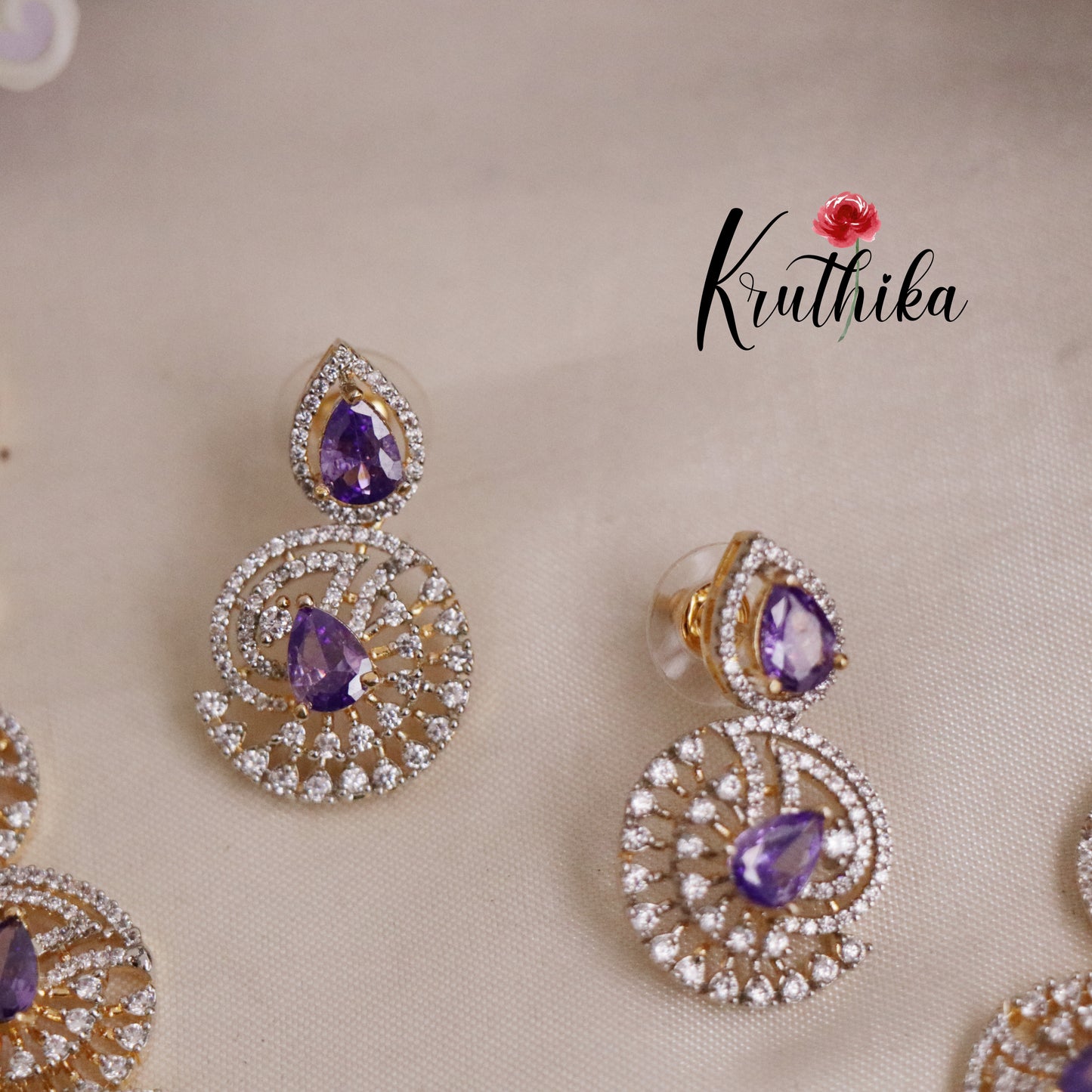 Beautiful Golden Spiral CZ Stone Necklace Set NC2093