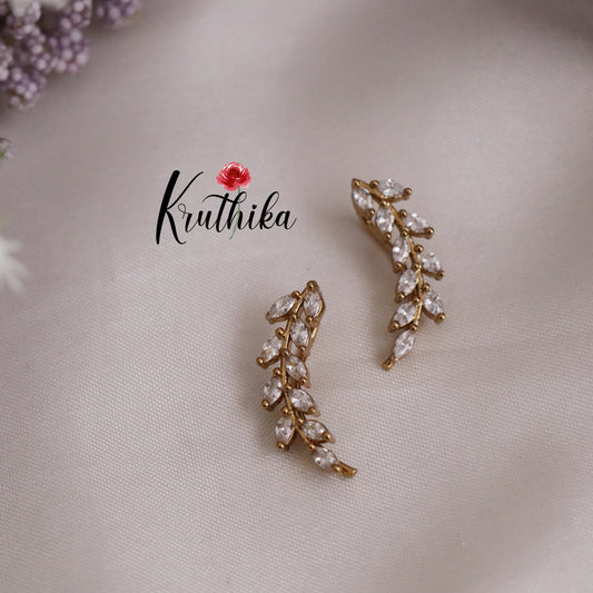 Simple CZ Antique Ear Cuff E613