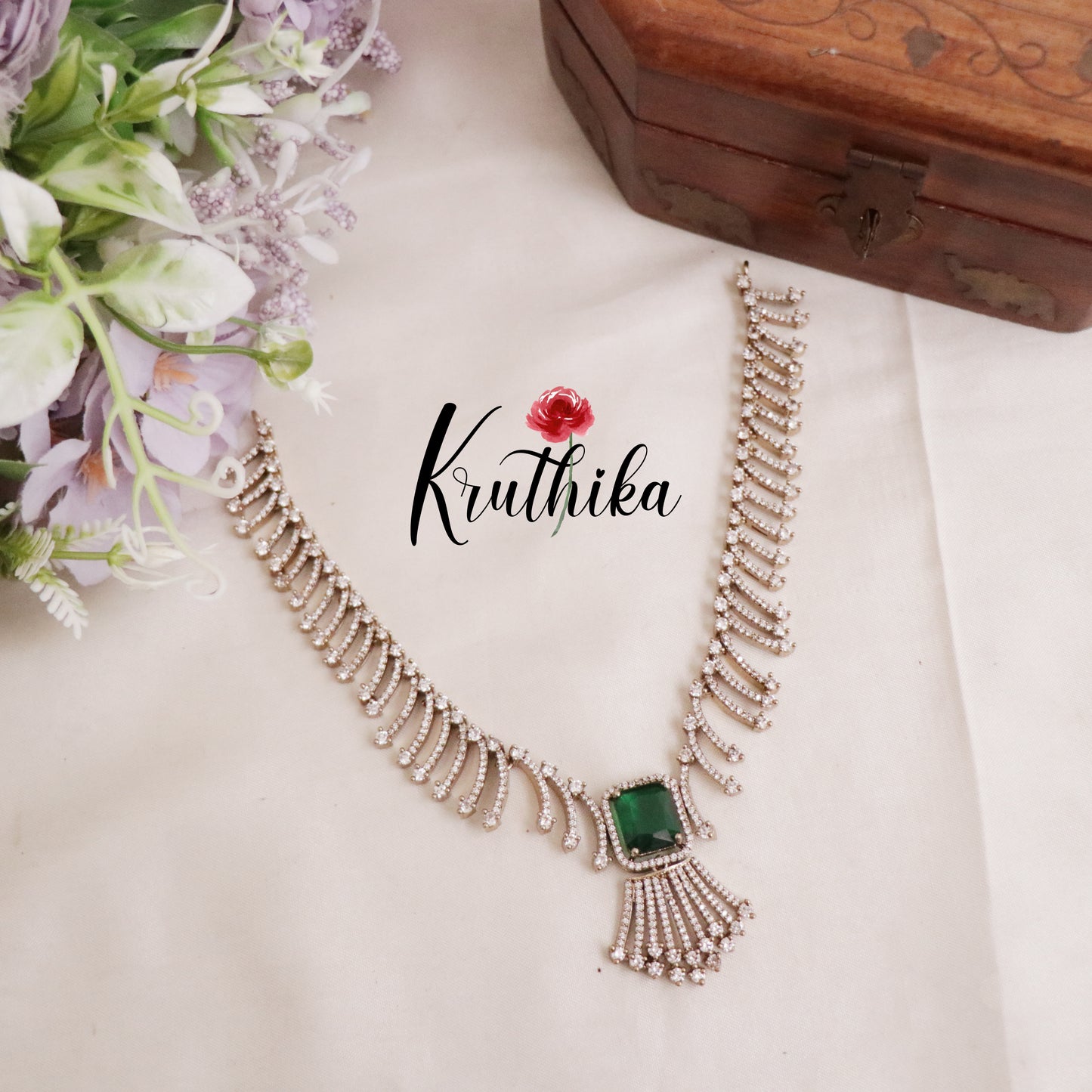 Trendy CZ Sparkling Fern Victorian Necklace Set NC2089 (Available in 2 Colours)