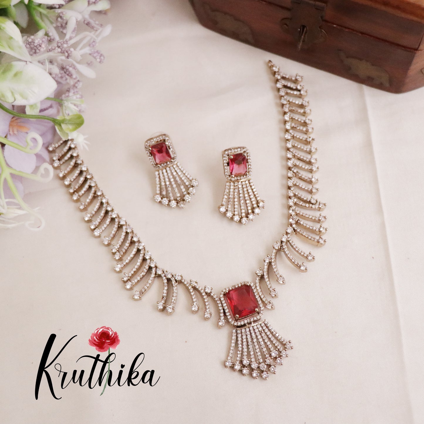 Trendy CZ Sparkling Fern Victorian Necklace Set NC2089 (Available in 2 Colours)