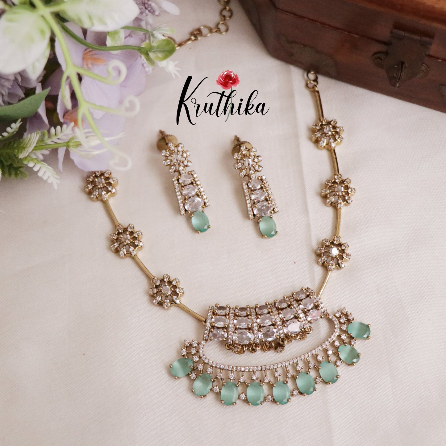 Gorgeous Floral Kundan Contemporary Necklace Set NC2107 (Available in 6 Colours)