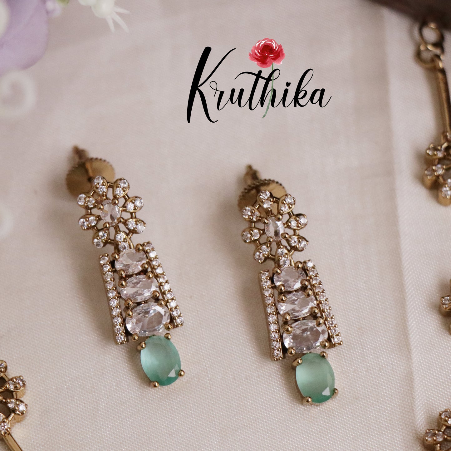 Gorgeous Floral Kundan Contemporary Necklace Set NC2107 (Available in 6 Colours)