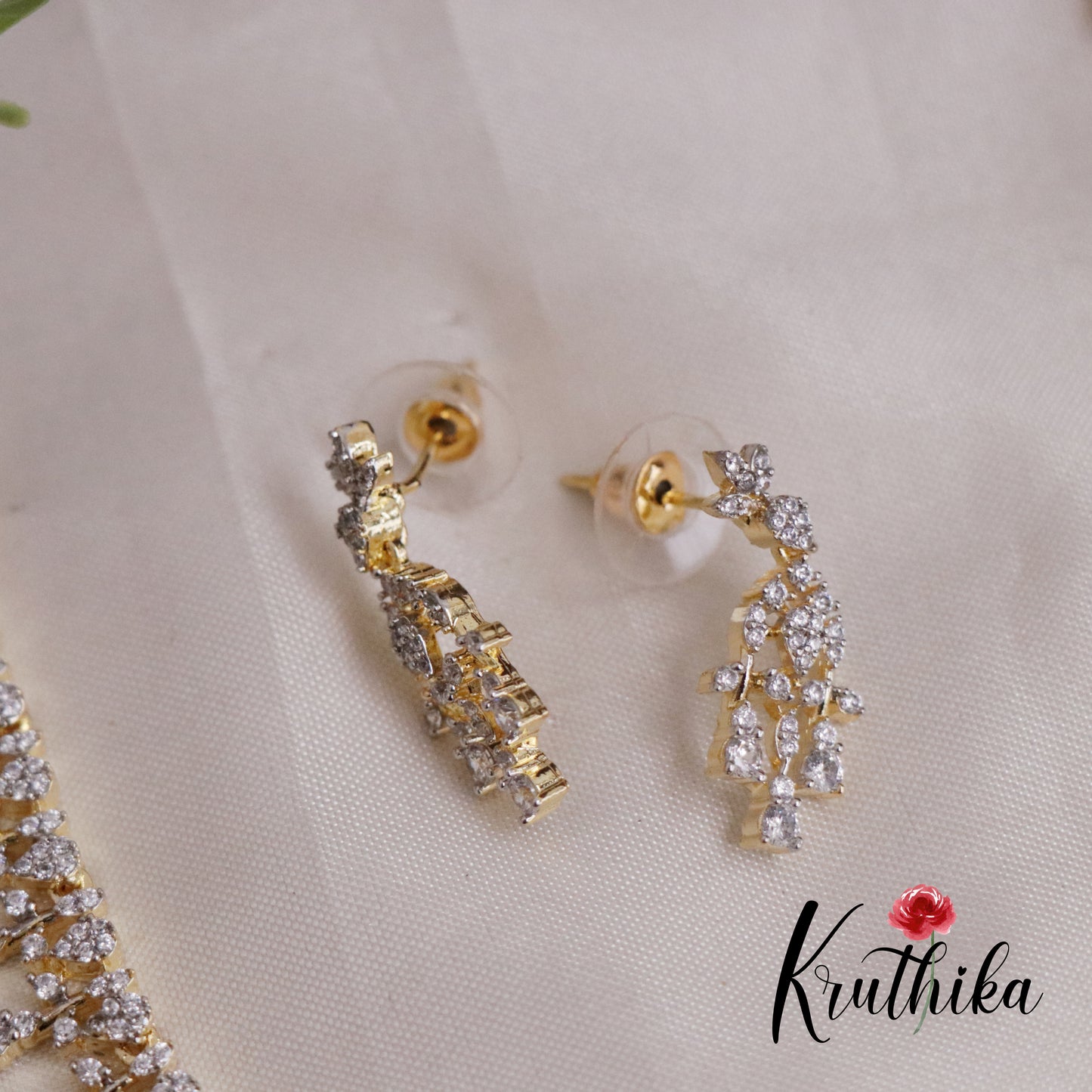 Beautiful CZ Dazzling Grace Necklace NC2131