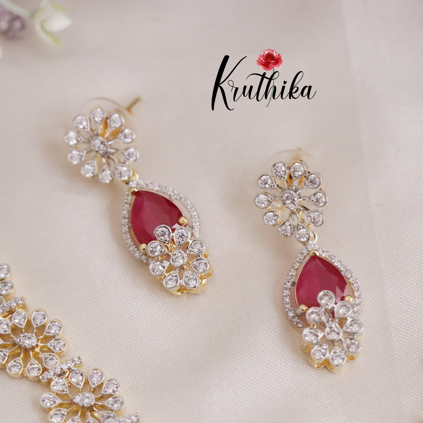 Gorgeous Sparking CZ Floral Design Necklace NC2133 (Available in 3 Colours)