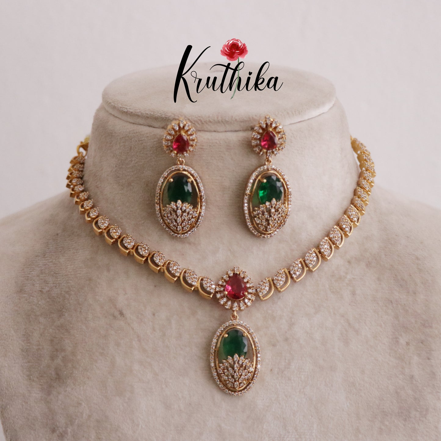 Gergous CZ Multi Stone Pearl Shape Pendant Necklace NC2129