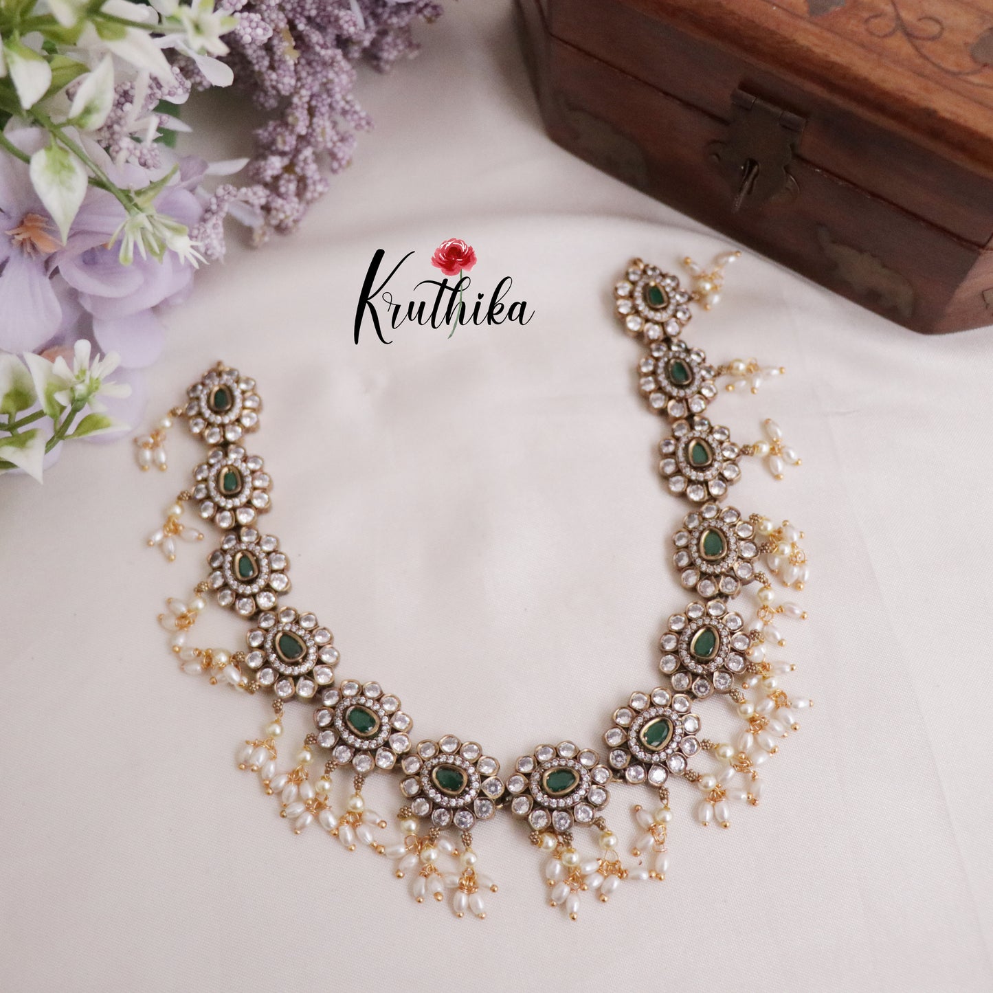 Simple Victorian Pearls Hanging Necklace Set NC2182 (Available in 2 Colours)