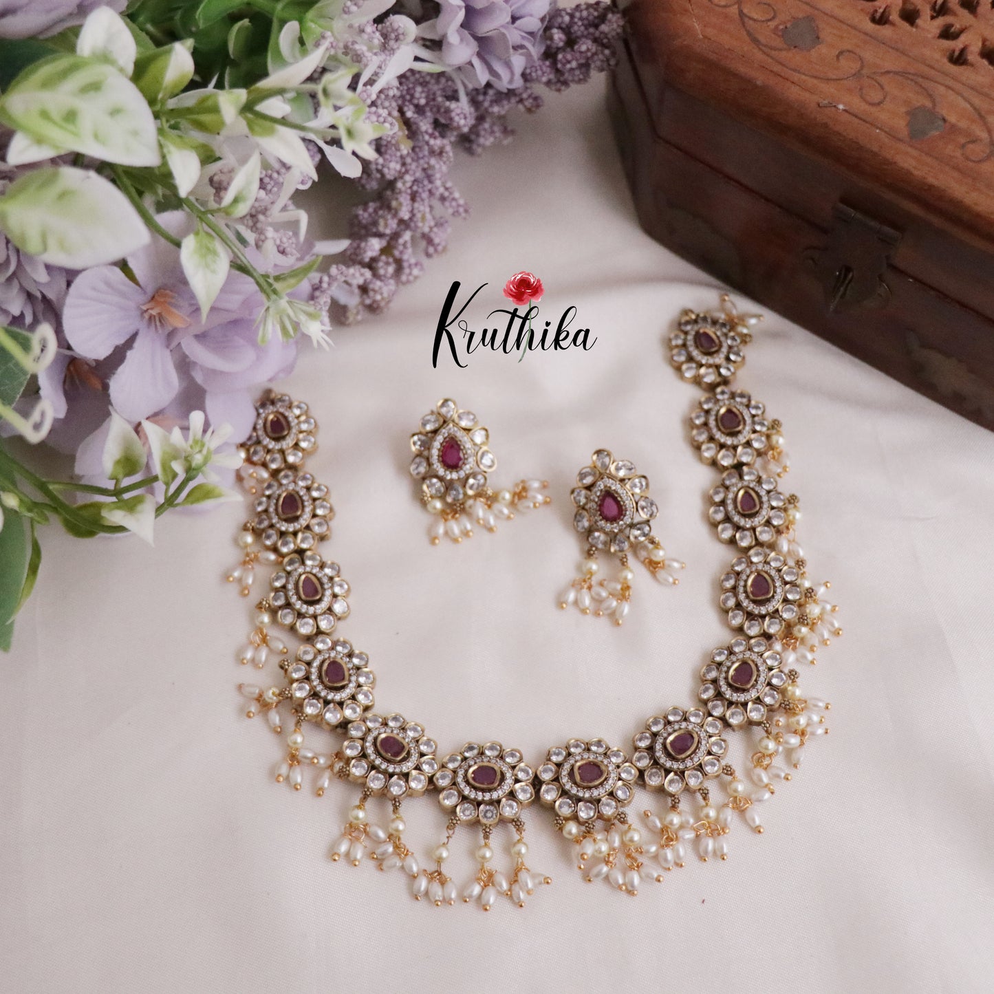 Simple Victorian Pearls Hanging Necklace Set NC2182 (Available in 2 Colours)