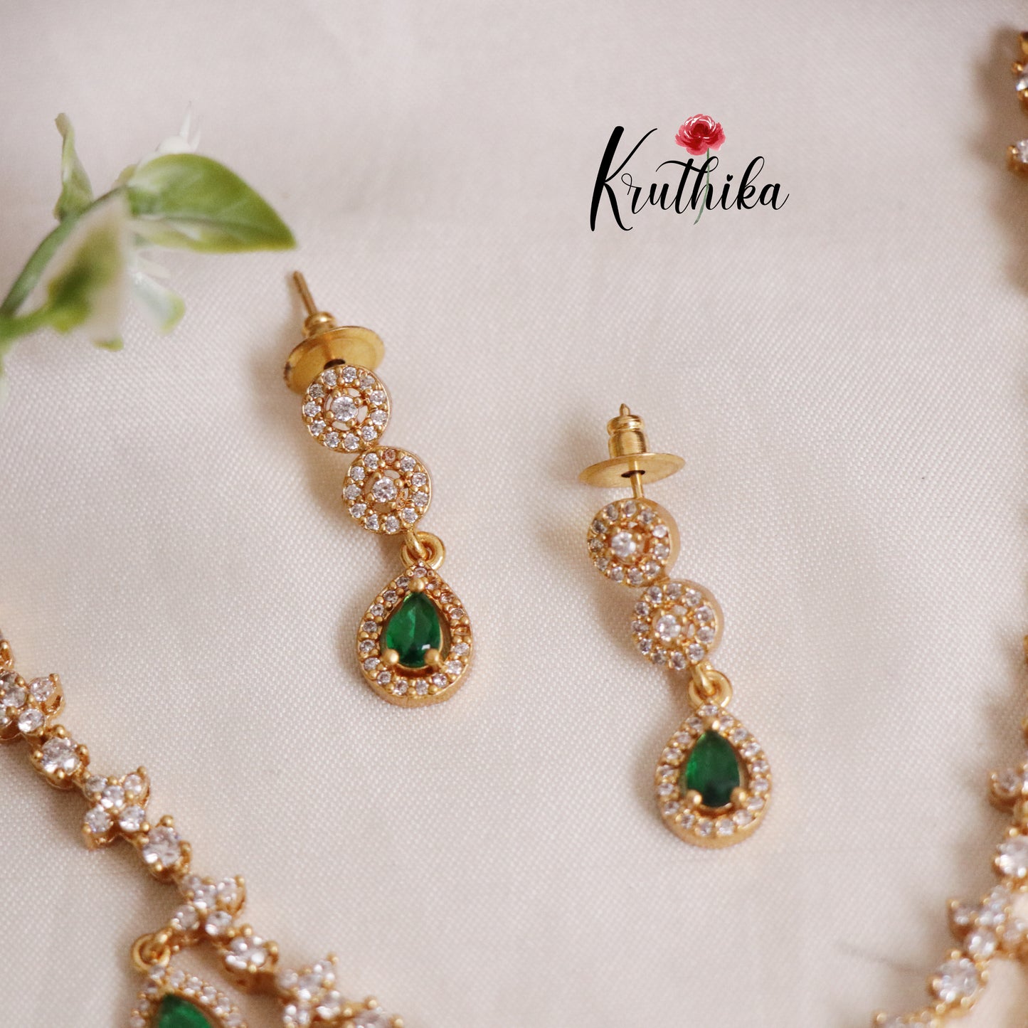 Trendy AD Victorian Necklace NC2193 (Available in 2 Colours)