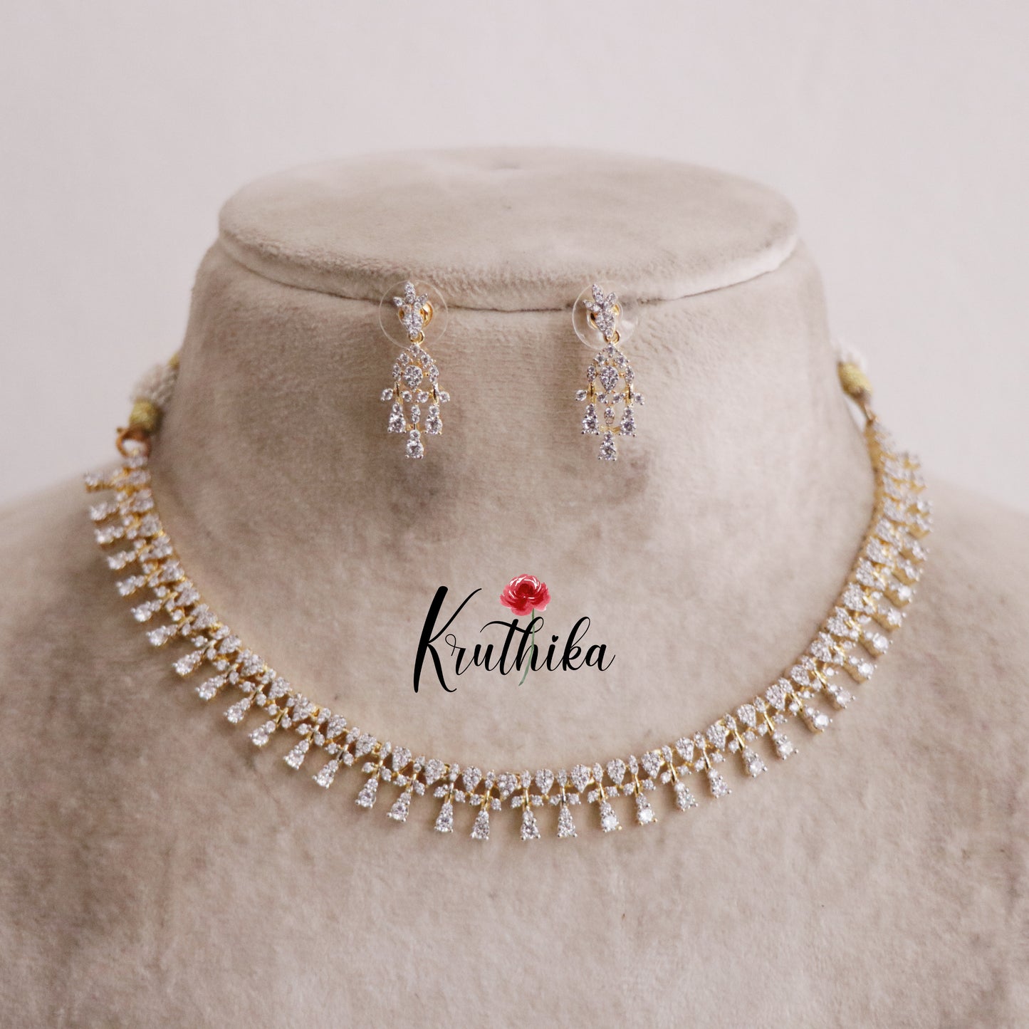 Beautiful CZ Dazzling Grace Necklace NC2131