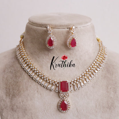 Gorgeous CZ Sparkling Floral Design Necklace NC2148 (Available in 2 Colours)