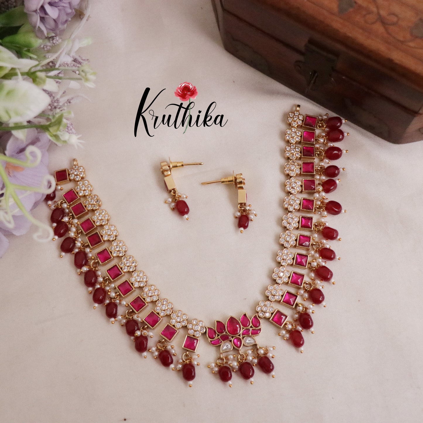 Gorgeous Lotus Design Kundan Jadau Neckalce Set NC2108 (Available in 4 Colours)