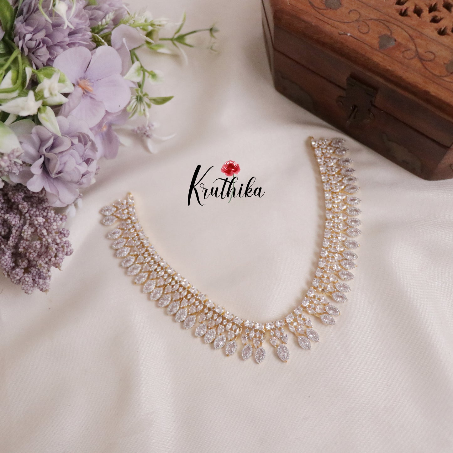 Classic Sparking CZ Zircon Leaf Cascade Neckalce NC2149