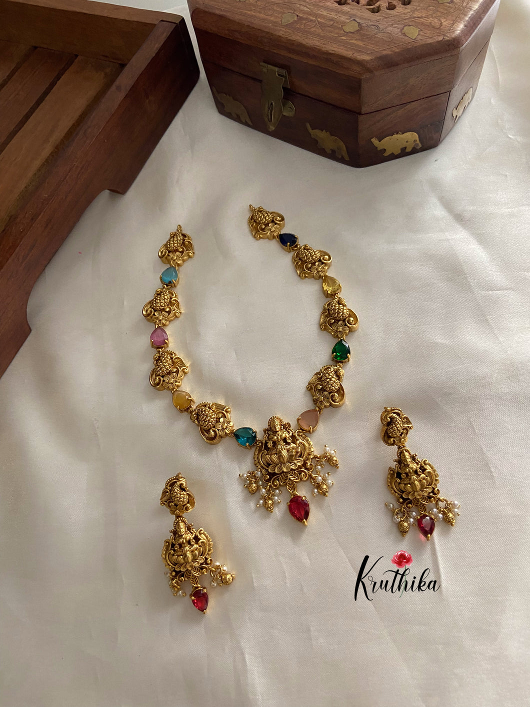Premium polish Navaratna Lakshmi Devi necklace NC875