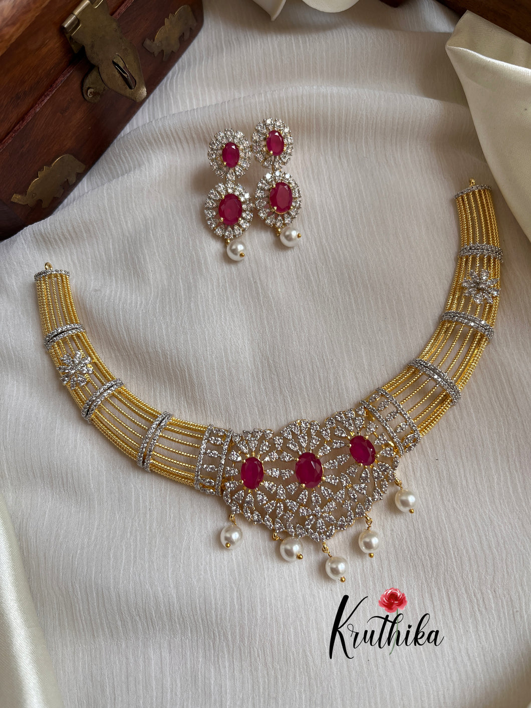 CZ Chocker-Ruby NC1156