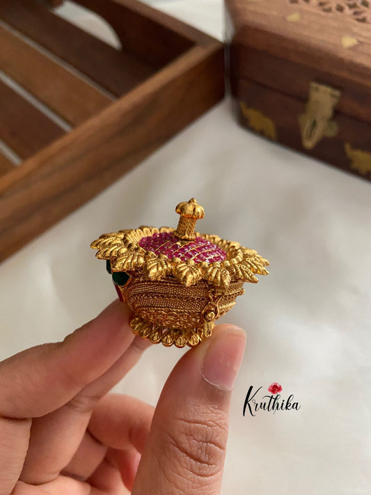 Antique kumkuma Bharini K2