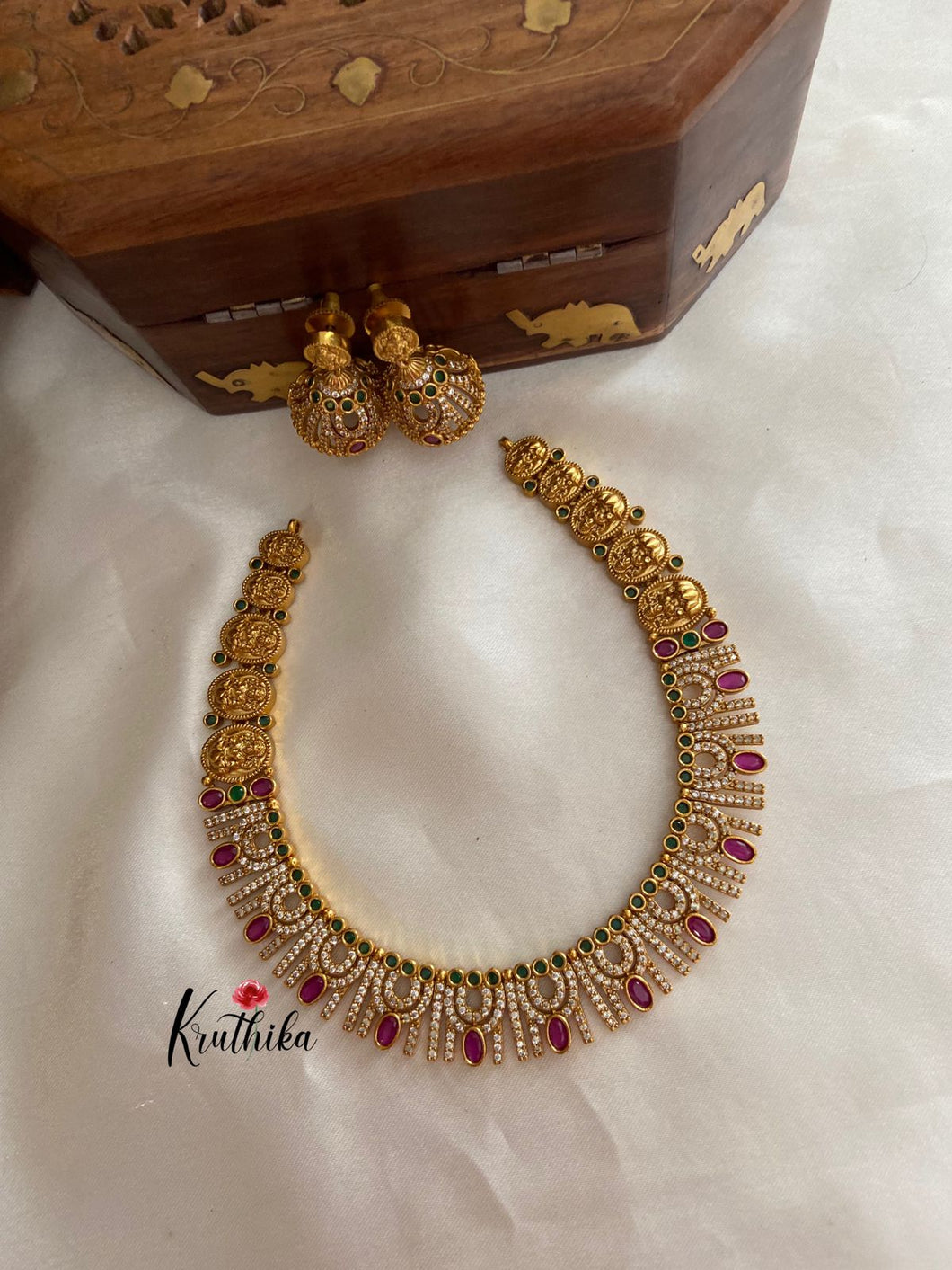 Simple ruby Lakshmi patterned necklace NC602