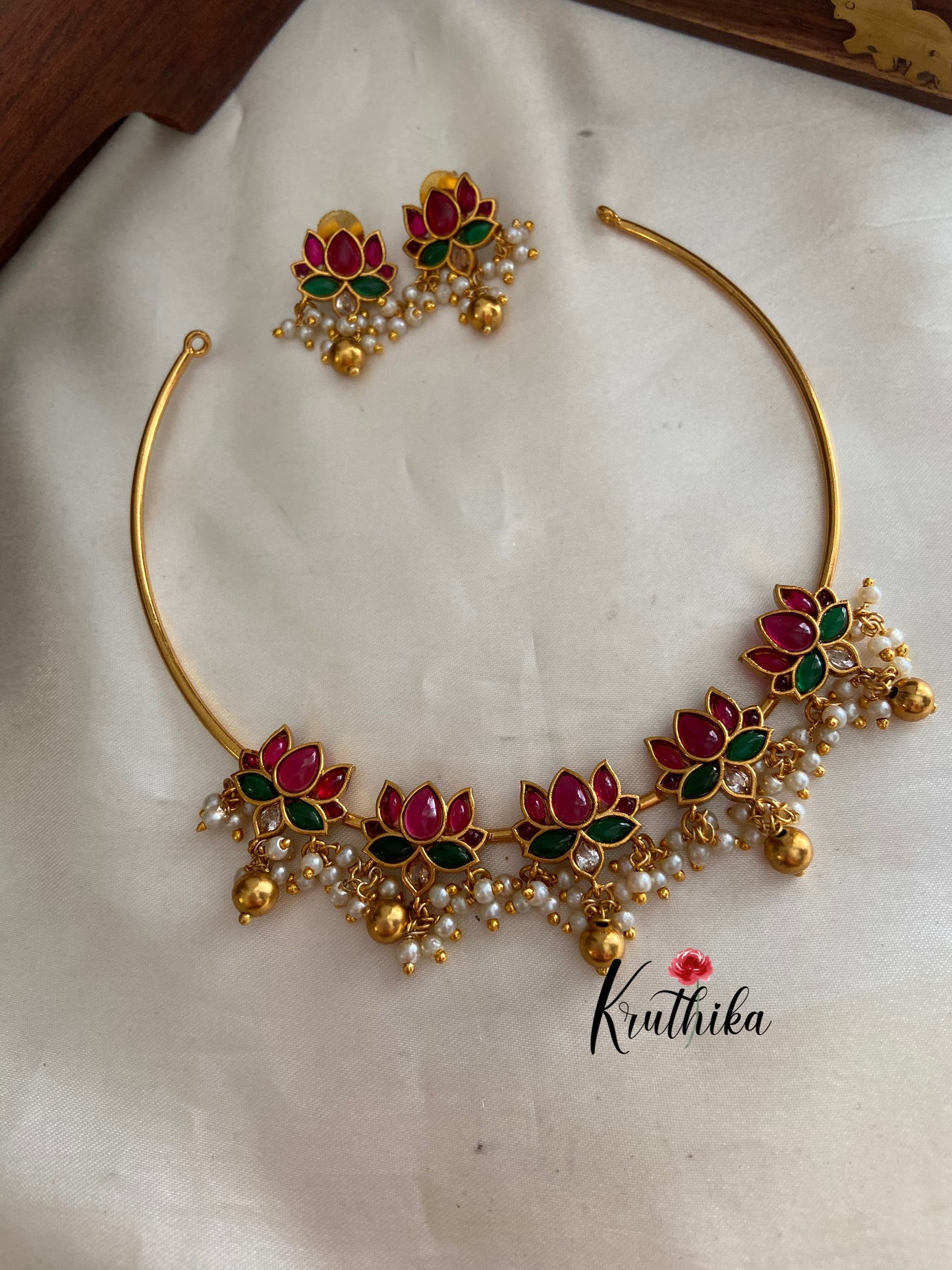 Simple Pipe necklace with AD lotus pendants NC663