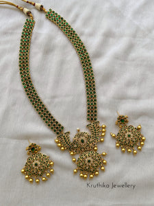 Three layer emerald haaram with cutwork pendant LH122