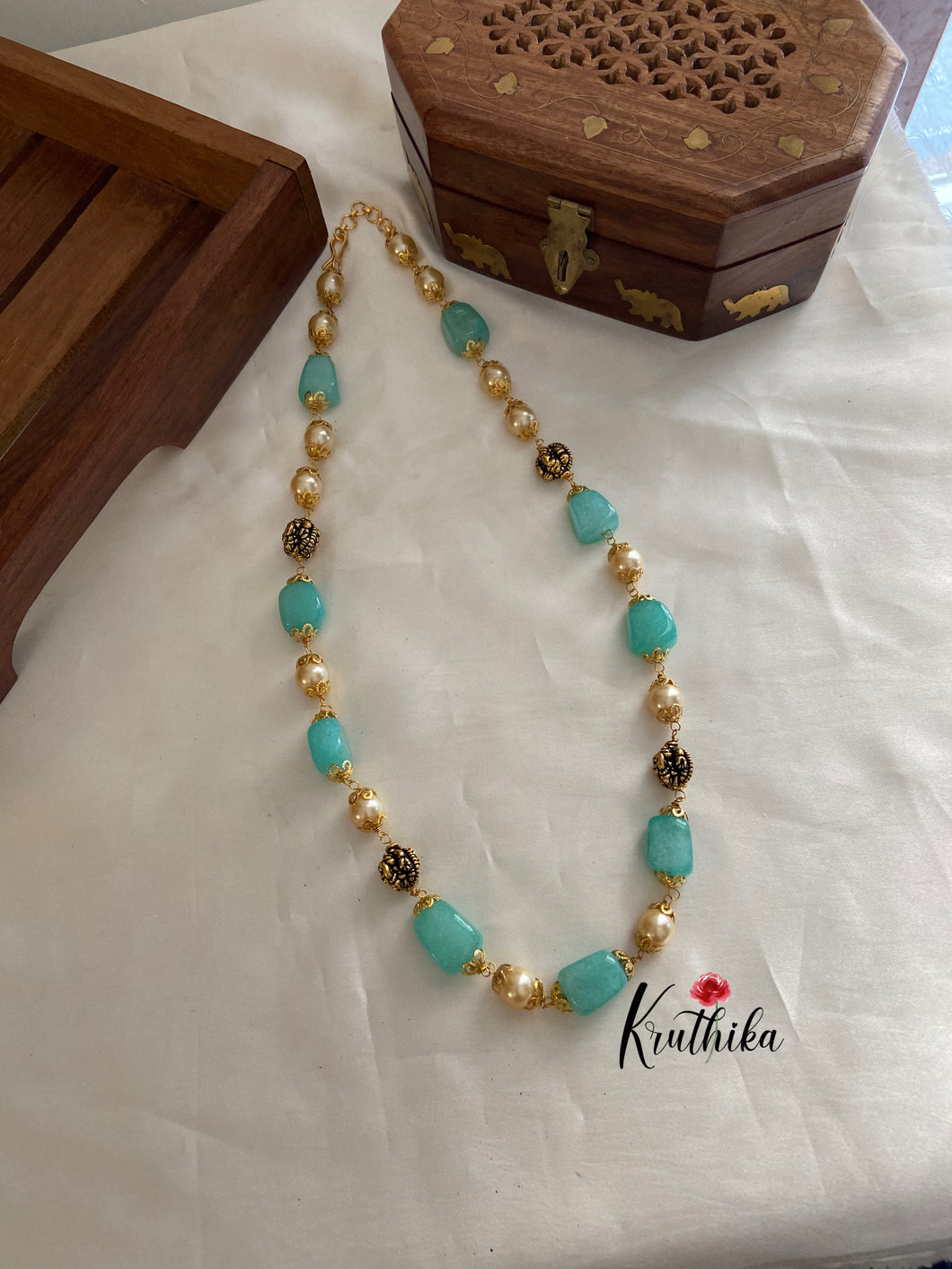 Beads & pearls maala NC682 (11 colors available)
