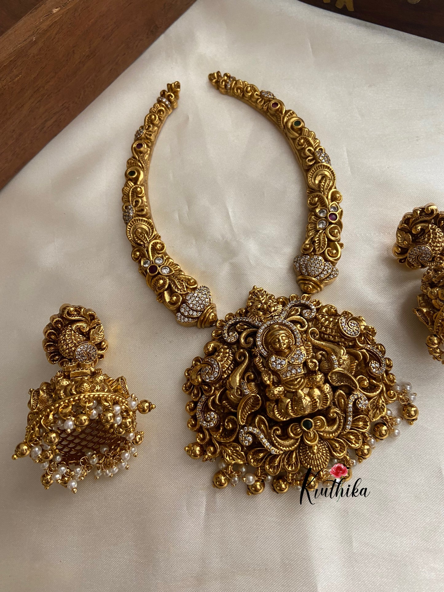 Premium polish Lakshmi devi pipe necklace NC753