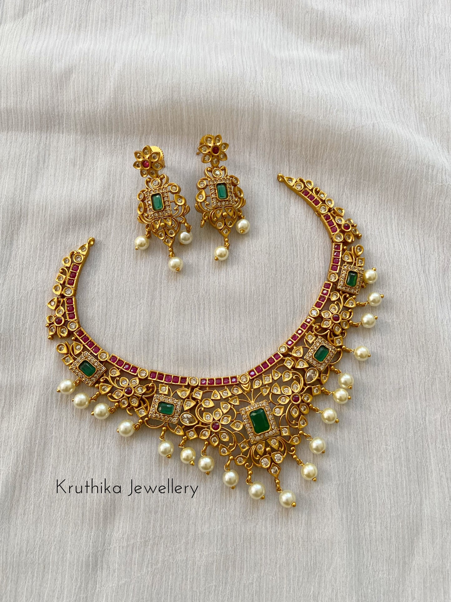 Simple Cutwork AD necklace NC263