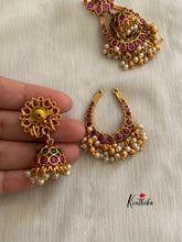 Kemp Guttapoosalu two-in-one earrings E151