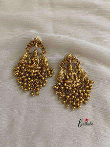 Cluster Golden bead drops Temple earrings E134
