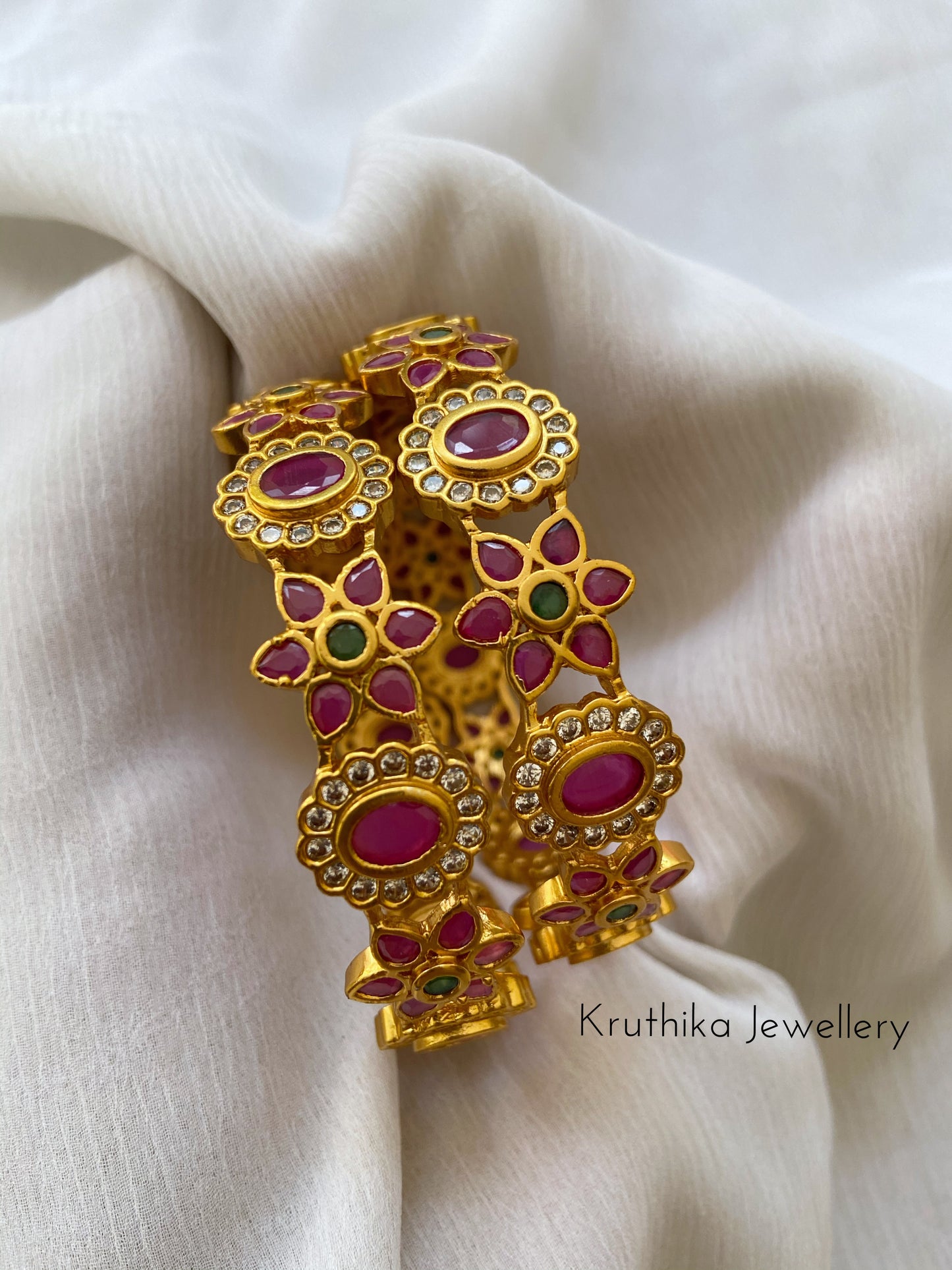 Kempu stone flower bangles B16