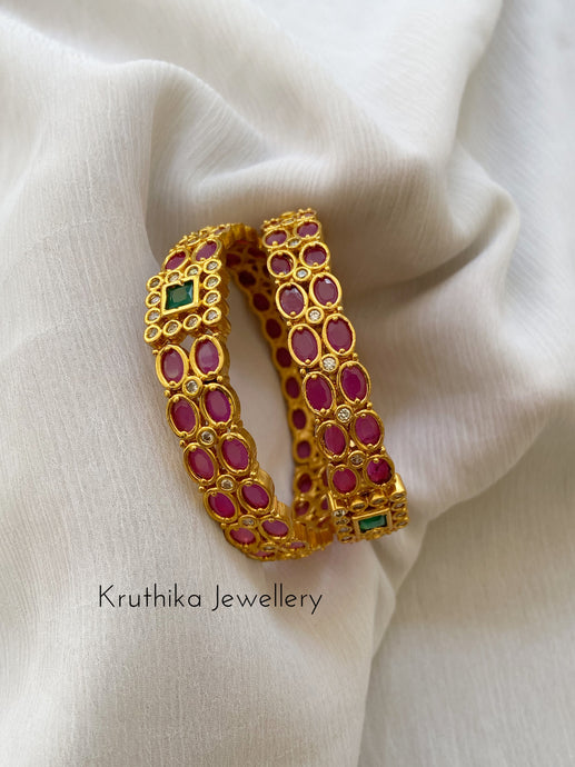 Kempu stone bangles B19