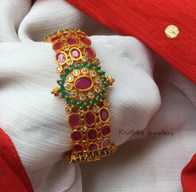 Oval Ruby stone bangle (single) B5