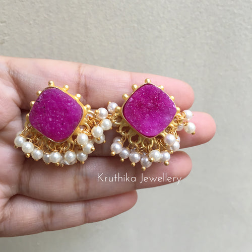 Druzy stone pearl studs