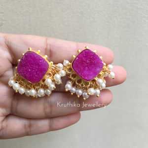 Druzy stone pearl studs