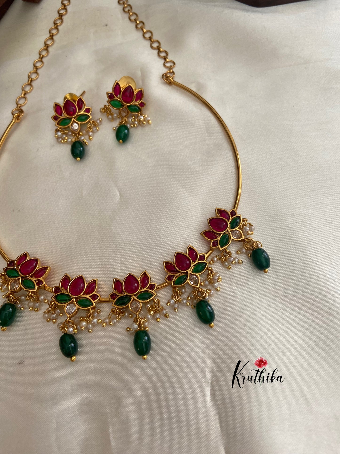 Simple Pipe necklace with AD lotus pendants NC663