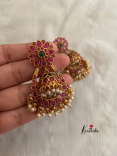 Kemp Guttapoosalu two-in-one earrings E151