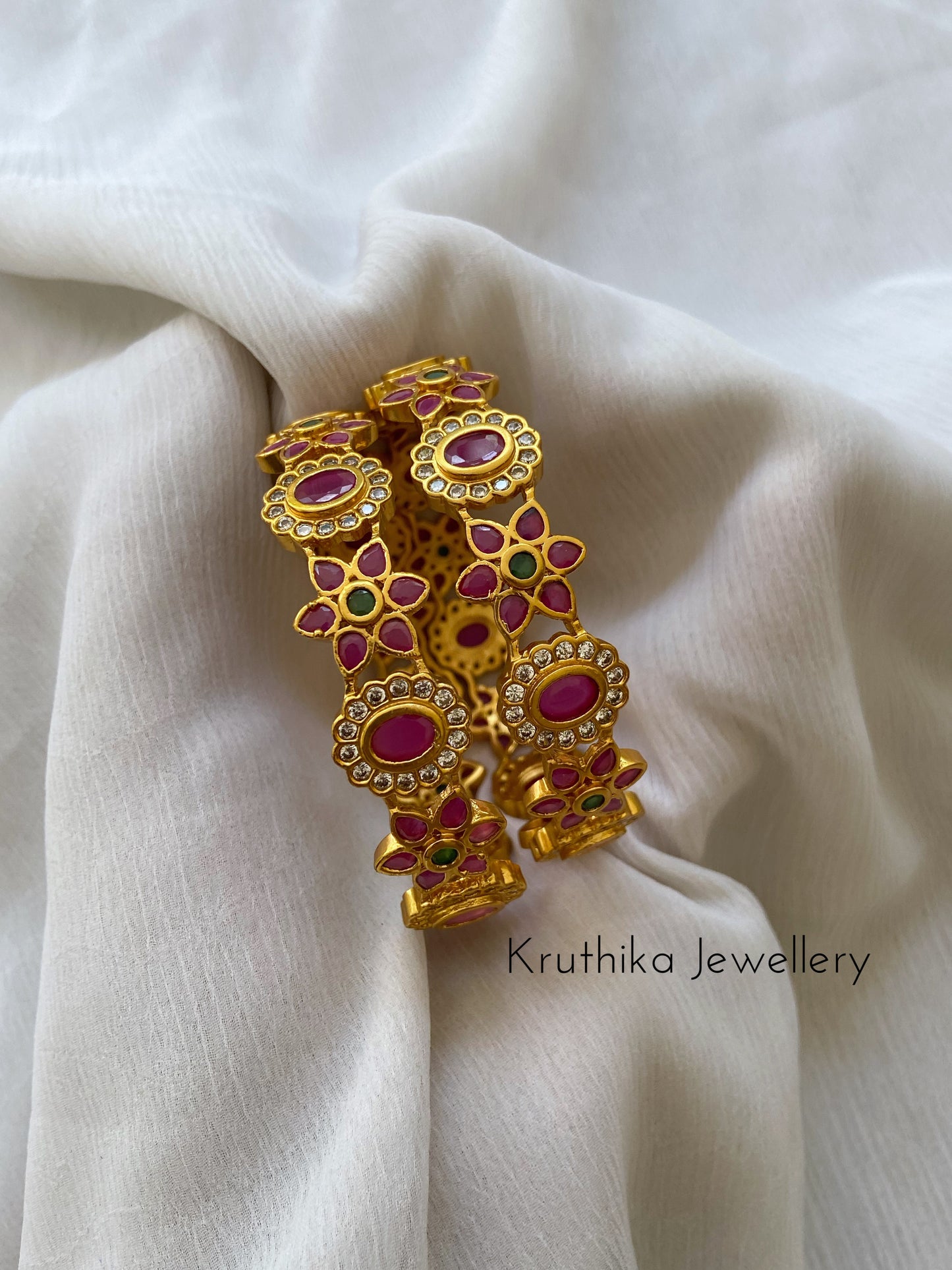 Kempu stone flower bangles B16