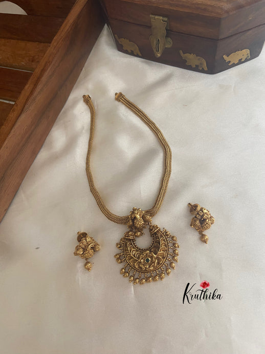 Simple peacock chandbali chain set NC746